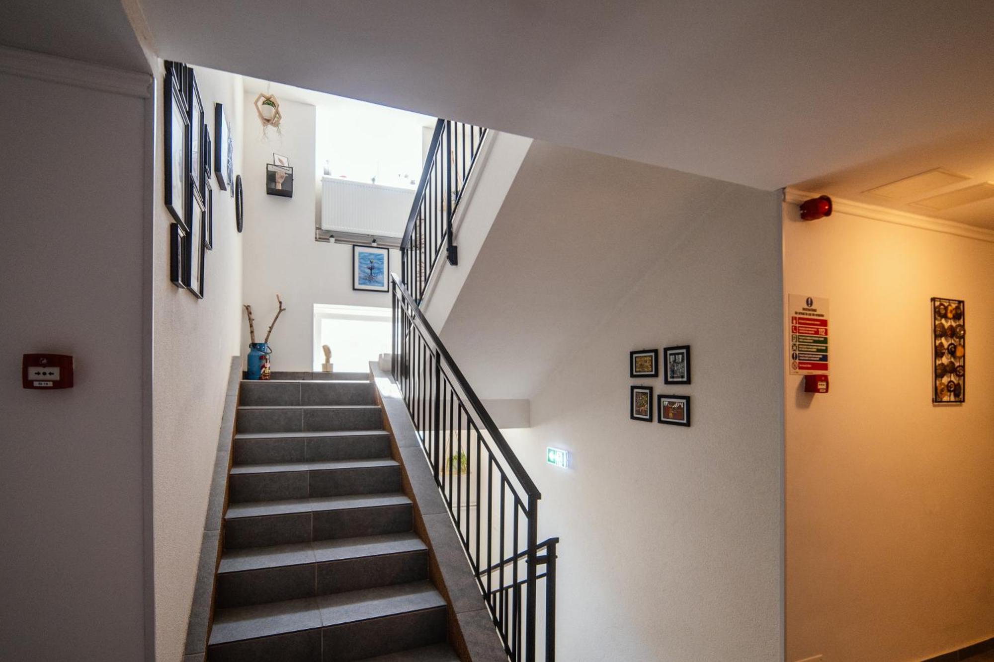 Complex Living 3*