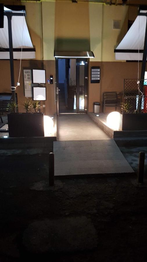 Aparthotel Complex Living 3*